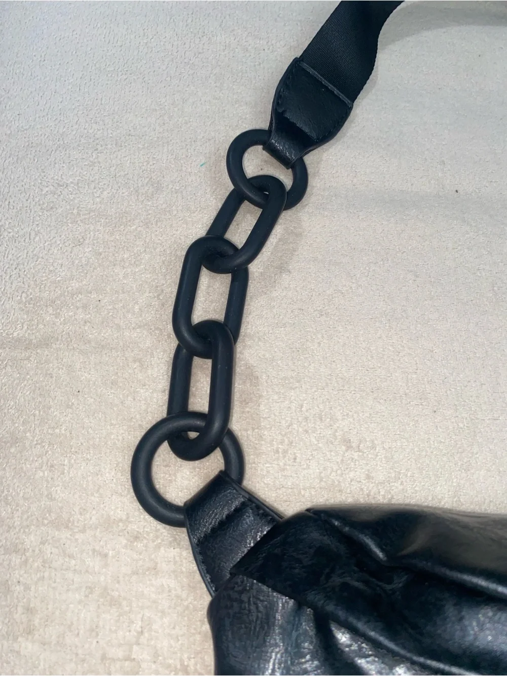 Women's Black Leather Crossbody Belt Bag with Chain Strap